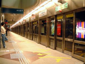 Estación Dhoby Ghaut en Singapur Estación Dhoby Ghaut en Singapur